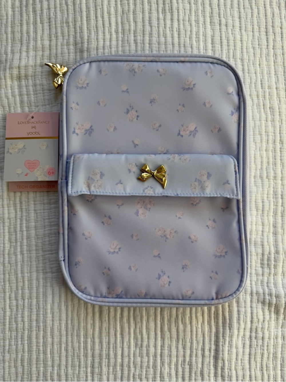 LoveShackFancy / Yoobi Everblooming Rosettes Tech Organizer in Whisper Blue